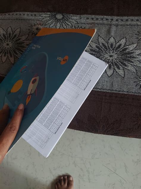 YOUVA Navneet | Hard Bound/Hard Cover| Physics Practical Book with ...