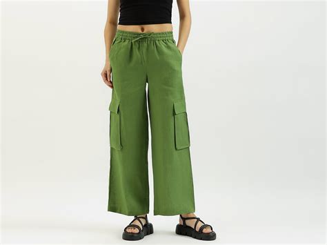 Women Solid Wide Leg Cargo Trousers – United Colors of Benetton Store