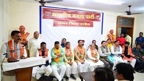 MP: BJP president VD Sharma gears workers for elections; asks to ...