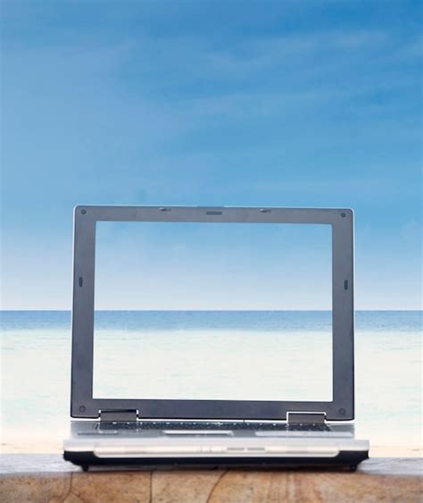 Computer with Software Open Image 的图像结果