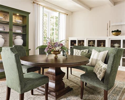 Living Room Decor With Oak Furniture | Cabinets Matttroy