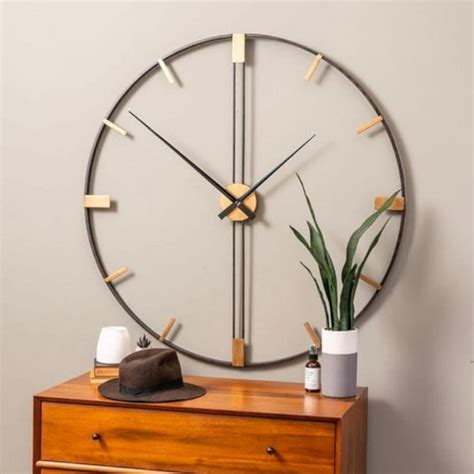 Buy Wall Clocks Online at Best Prices | Vaaree