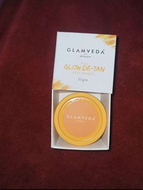 Glamveda: Pure Glow Detan Cooling Clay Mask - 50g