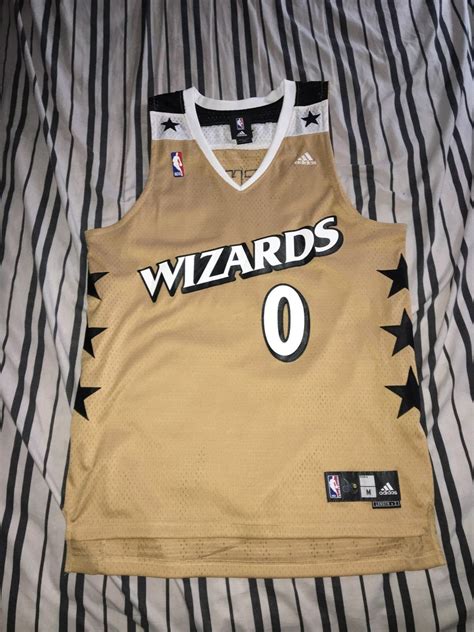 Wizards Gilbert Arenas Rare Gold Jersey | Shaquille o'neal, Gilbert ...