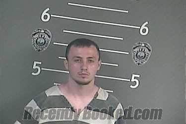 Recent Booking / Mugshot for JOHNNY SLONE in Pike County, Kentucky
