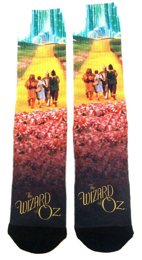 The Wizard of Oz Group Photo Yellow Brick Road Premium Sublimated Men's ...