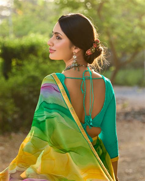 Vishal Prints Fern Green Digital Printed Georgette Saree With Fancy Bo