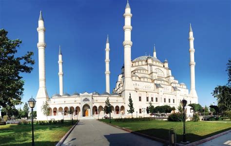 https://adana.ktb.gov.tr/Resim/283610%2Csabanci-merkez-cami-1jpg.png?0=