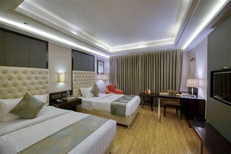 hotel om clarks inn - Venue - SGPGI Raebareli Road - Weddingwire.in