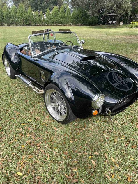 Shelby Cobra - Cars-On-Line.com