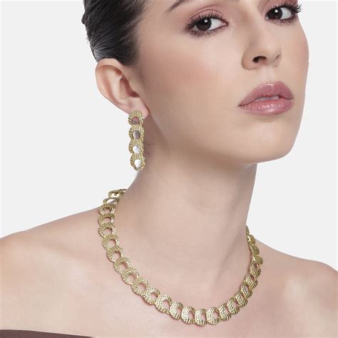 Buy Estele Gold Tone Round Pattern Intertwined Beaten Gold Necklace Set ...