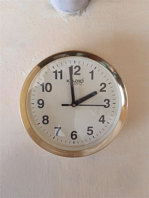 Buy Kadio Analog 20 cm X 20 cm Wall Clock (Beige, with Glass, Standard ...