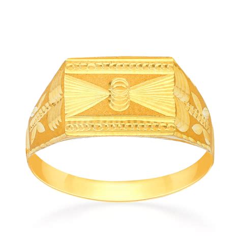 Buy Malabar Gold and Diamonds 22 KT (916) purity Yellow Gold Malabar ...