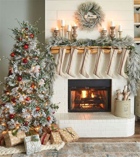 Christmas Trees Decorated By A Fireplace 10 Christmas Fireplace Decor