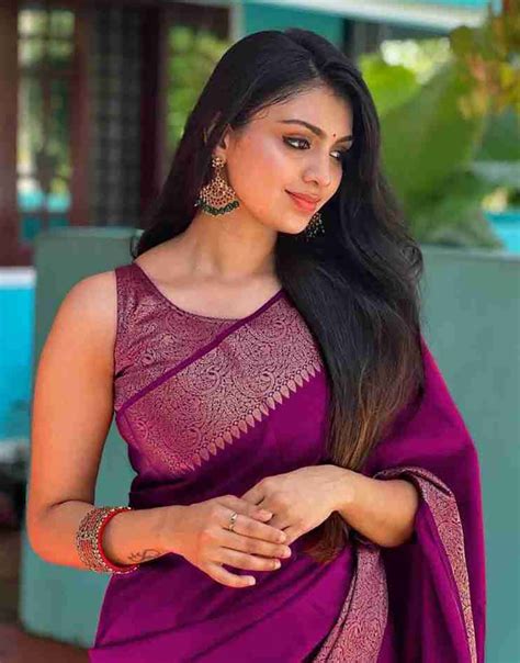 Violet Soft Silk Saree With Beautiful Pallu – Sareewave