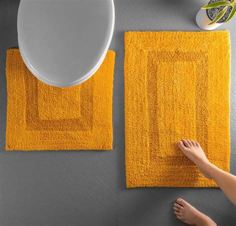 Cotton Bathrugs