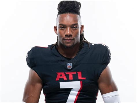 Full of life: How Bijan Robinson fell in love with football