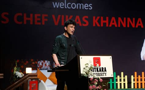 Michelin Starred Chef Vikas Khanna shares the 'Recipe of Success' with ...