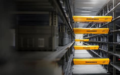 Mini-Load Shuttle | Jungheinrich