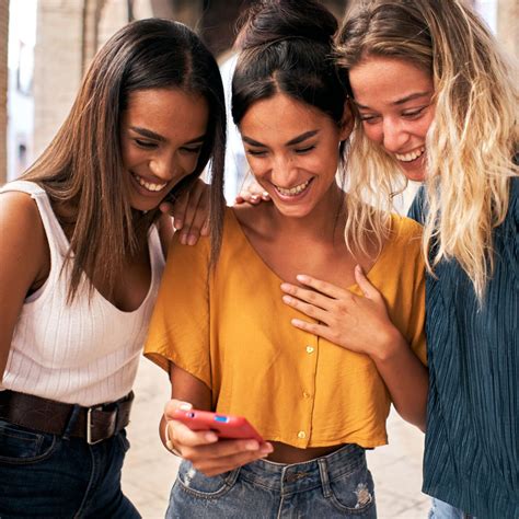 Tu vs. Usted in Spanish: Big key differences & how to use them