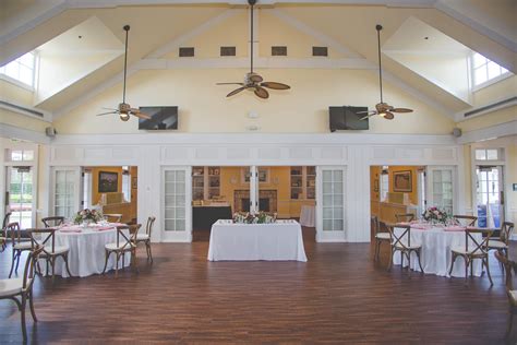Celebration Golf Club | Sunlight Dining Room with Scenic Golf Course ...