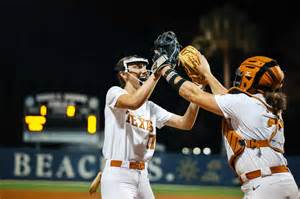Texas Longhorns softball schedules five fall games open to public