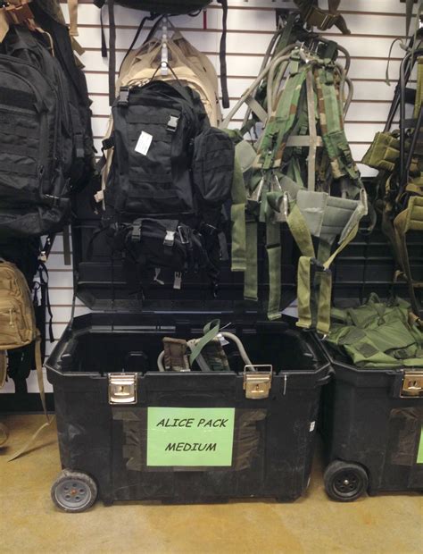 Command Post Army Surplus 的图像结果