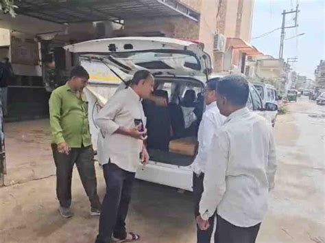 Congress alleges that BJP material is being carried in government vehicles