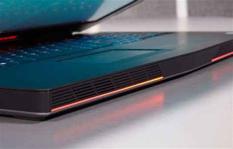 Alienware R17 的图像结果