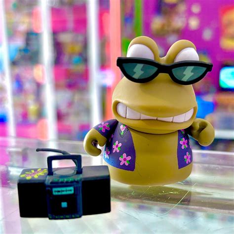Futurama: Slurms Figure (Kidrobot, 2009) – PopCultGang