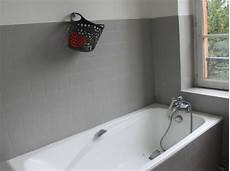 peinture renovation carrelage douche relooking de la salle de bain avant apr 232 s en 2019 peinture renovation carrelage douche relooking de la salle de bain avant apr 232 s en 2019