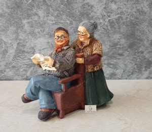 CraftVatika Dada Dadi Romantic Couple Miniatures Grand Parents Statue ...