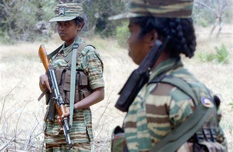 Liberation Tigers of Tamil Eelam Woman soldiers.jpg - விம்பகம் ...