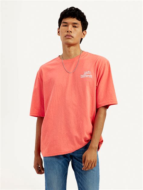 Men's Solid Loose Fit Graphic T-Shirt – Levis India Store