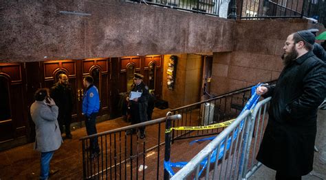 The controversial tunnel at Chabad's Brooklyn headquarters, explained - New York Jewish Week