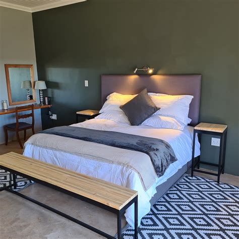 ANVIL STUD COUNTRY COTTAGES (Durban) - Cottage Reviews & Photos ...