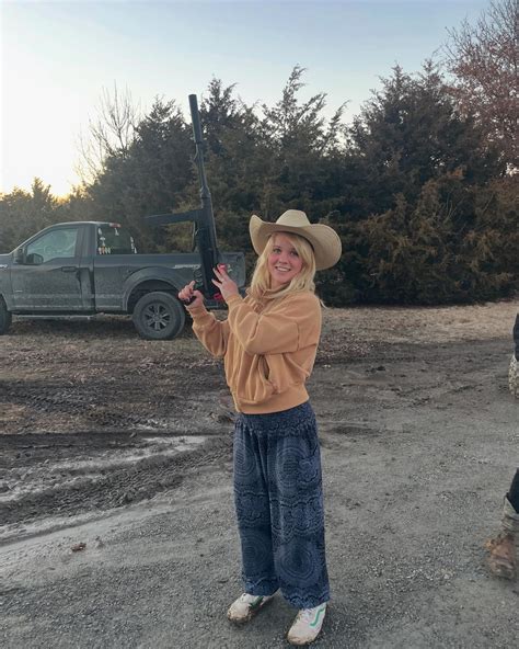 Eve Kovac (@outdoor.eve) • Instagram photos and videos