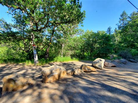 Crowfoot Falls parking lot landowner now blocking access to public ...