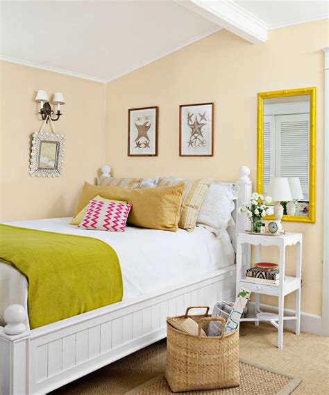 Best Paint Colors For Small Spaces