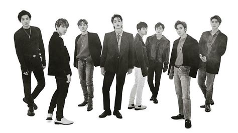 EXO只剩六人本地开唱 答应粉丝 “我们是一体的” | Bandwagon | Music media championing and
