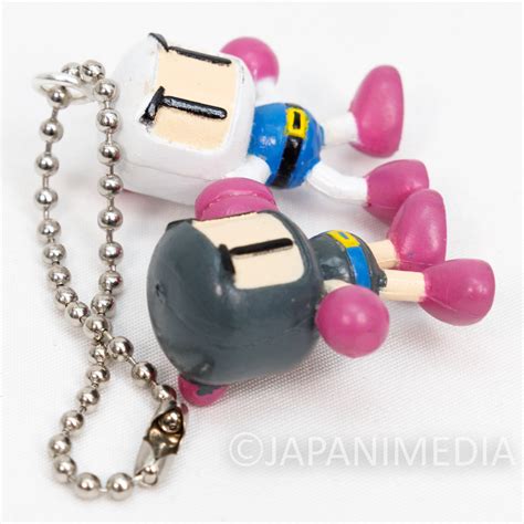Bomberman & Black Bomberman Figure Ballchian Hudson FAMICOM NES ...