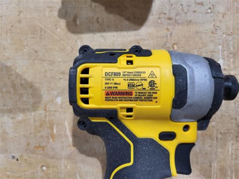 DEWALT (20V) CORDLESS DRILLS AND DRIVERS Item Location - La Belle, FL ...