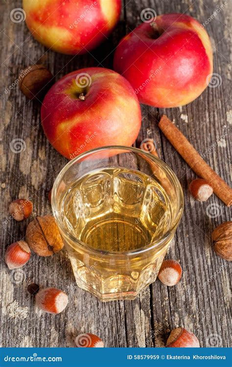 Apple Cider or Juice in a Glass, Close-up Stock Image - Image of ...