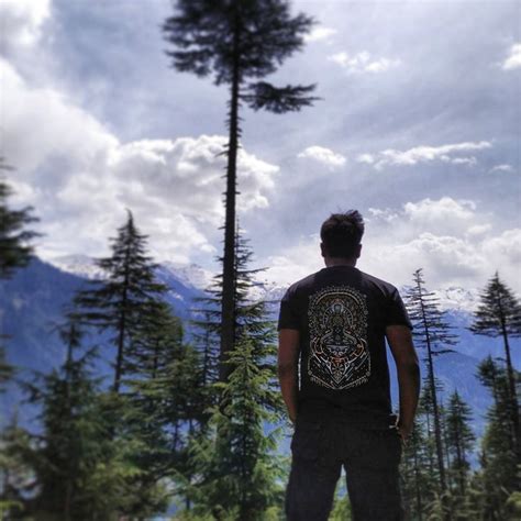 Altering Pattern UV Light Reactive Plus Glow in Dark T-Shirtg – Ultra Tribe