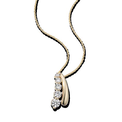 Graduated Lab-Grown Diamond Pendant | Shane Co.