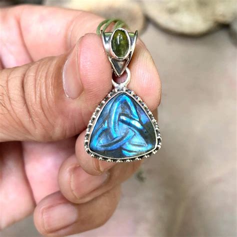 ArtsyStudioFinds - Etsy India