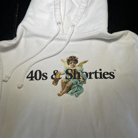 Zumiez, ‘40s & shorties’🪽👼🏻 , Size Medium - unisex... - Depop