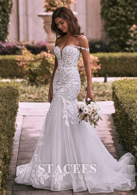 Trumpet/Mermaid Off-the-Shoulder Organza Court Train Wedding Dress with Appliques Lace Beading ...