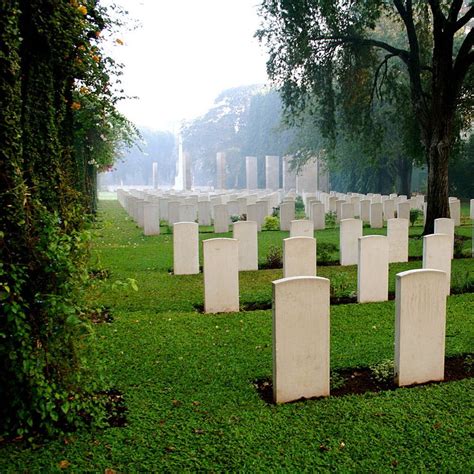 Kirkee War Cemetery | LBB