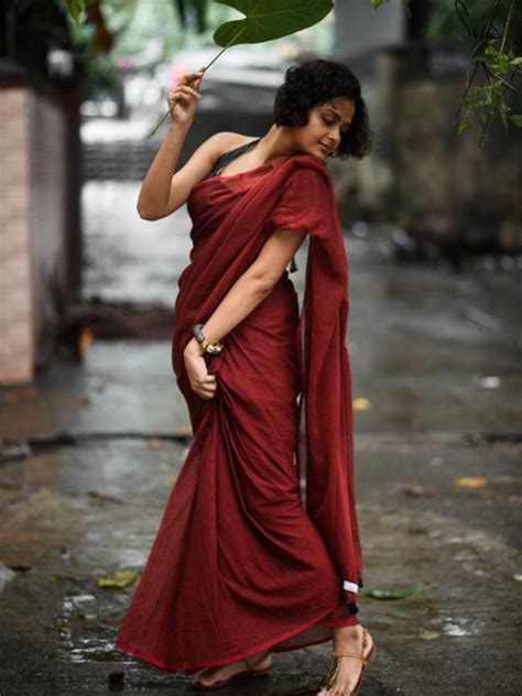 Soft Mulmul Cotton Plain Saree In Maroon|Kochu Pata|Suta